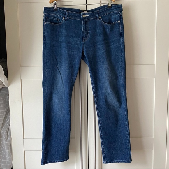Uniqlo Japanese Denim, slim tapered mid-rise fit - Picture 1 of 5